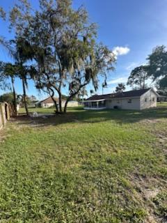 Building Photo - 3015 Sabal Palm Dr