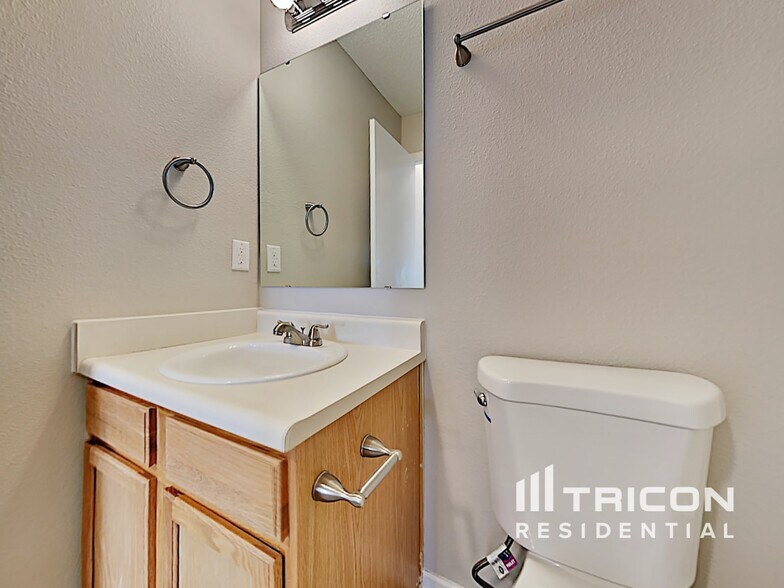 Building Photo - 9340 W Dockside Cir