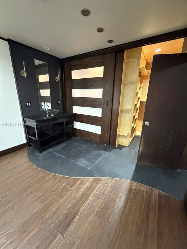 Building Photo - 9850 NW 15th Ct