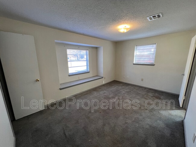 Building Photo - 5221 Brookdale Dr