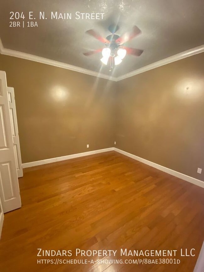 Building Photo - 204 E N Main St