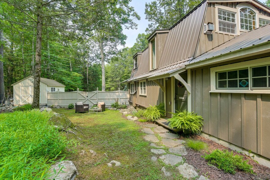 Building Photo - 2341 NY-28A