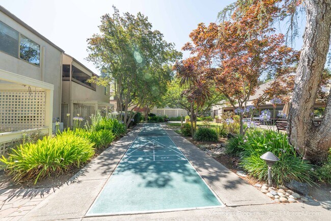 Building Photo - Amazing Downtown Los Gatos Location * One ...