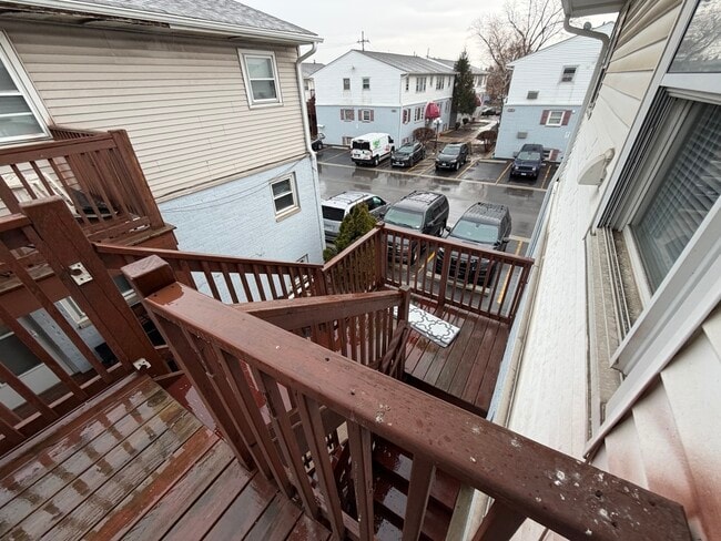 Building Photo - 9426 Kelvin Ln