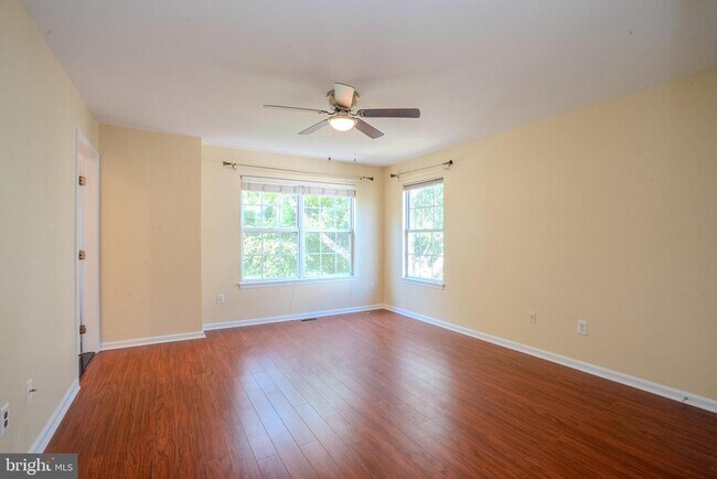 Building Photo - 1311 Blossom Cir
