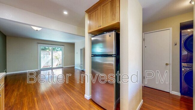Building Photo - 57 Okelly Way