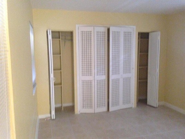 Building Photo - 5901 NW 15th St