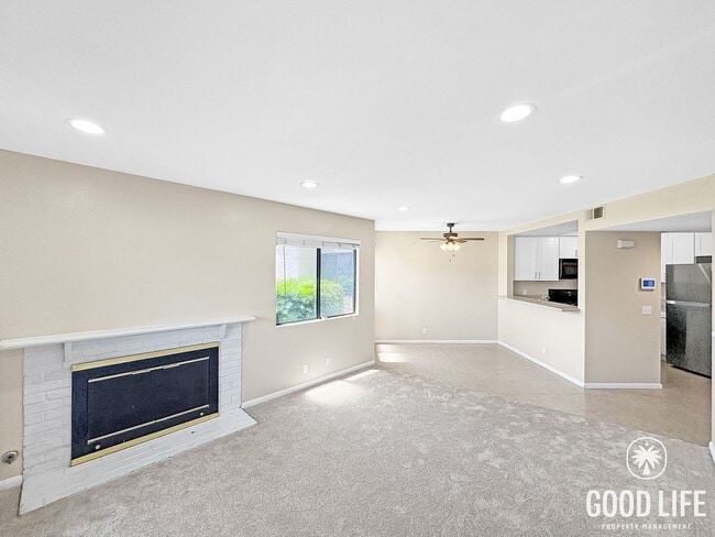 Building Photo - SD: Cozy 1BD/1BA Condo in Spring Valley with Reserved Parking, Private Patio & W/D