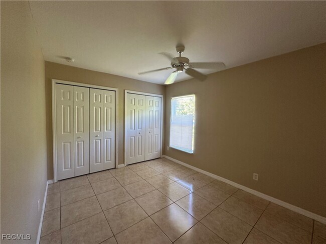 Building Photo - 3015 40th St SW