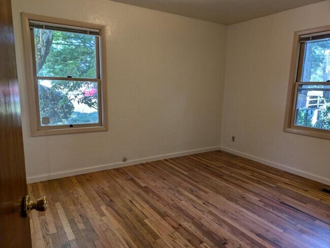 Building Photo - 2055 NW Beca Ave