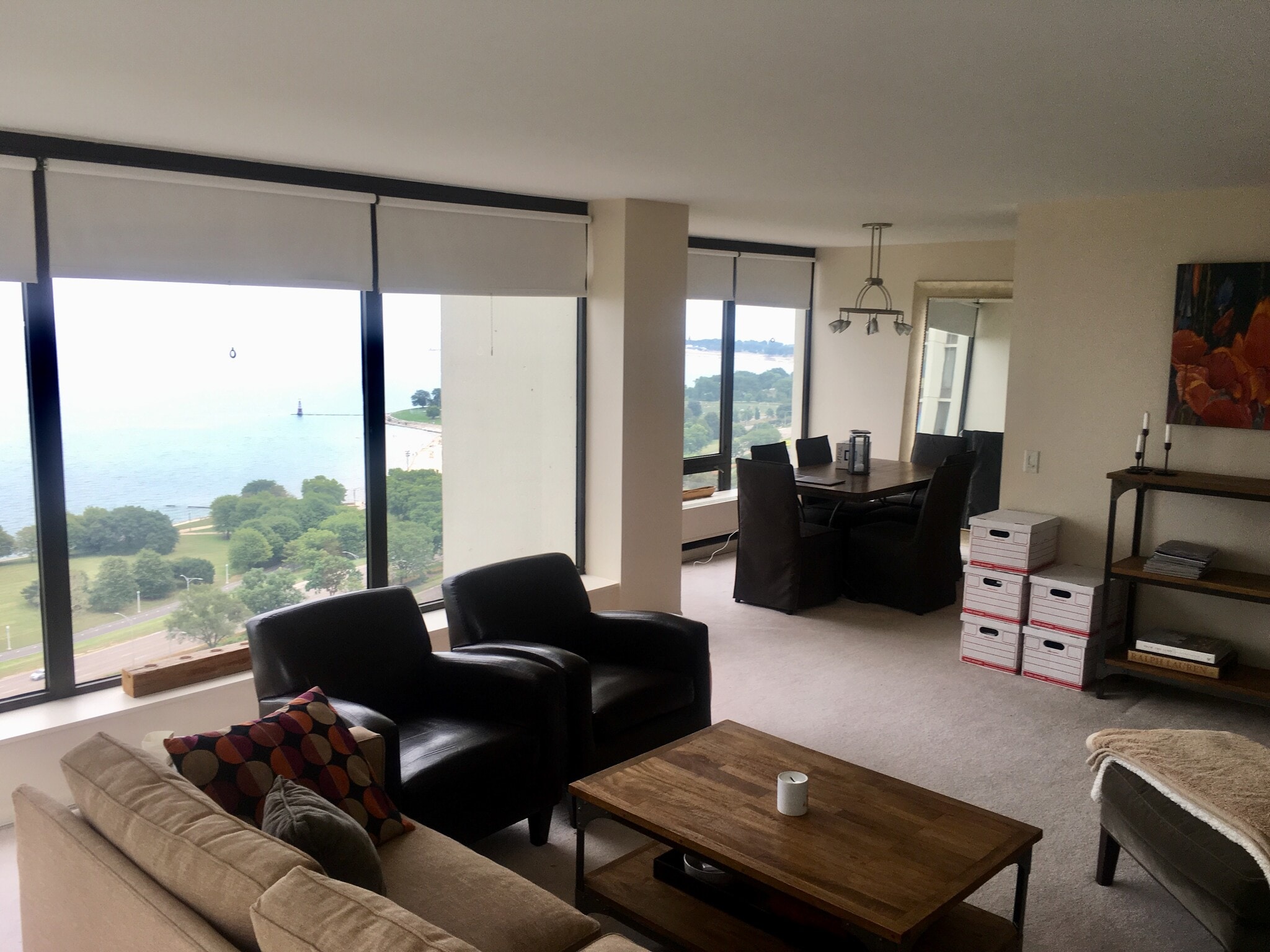 Living Room - 5445 N Sheridan Rd