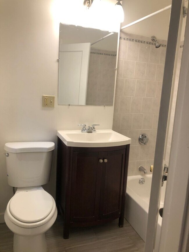 Building Photo - Fenway Studio, close to everything, new to the market, ht/hw included!