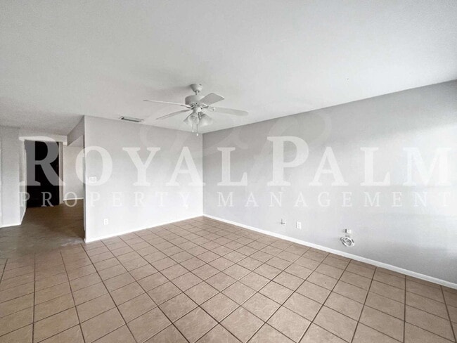 Building Photo - Cold Outside, Cozy Inside – Winter-Ready Fort Myers Renovated 3BR/2BA Duplex with a New HVAC...Yu...
