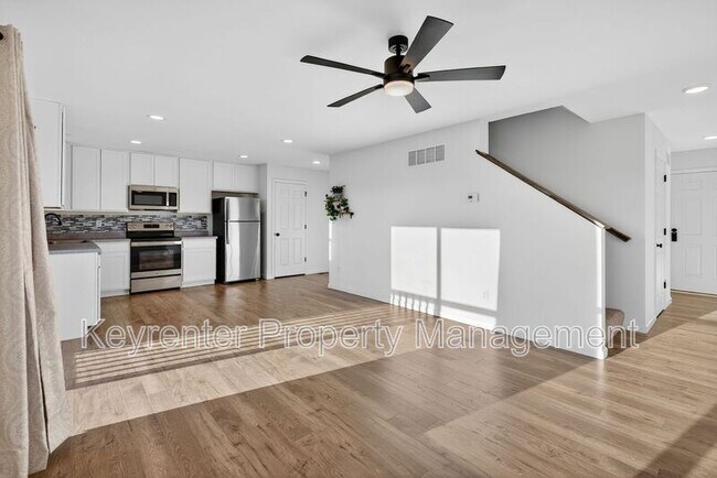 Building Photo - 112 Deer Grv Ct