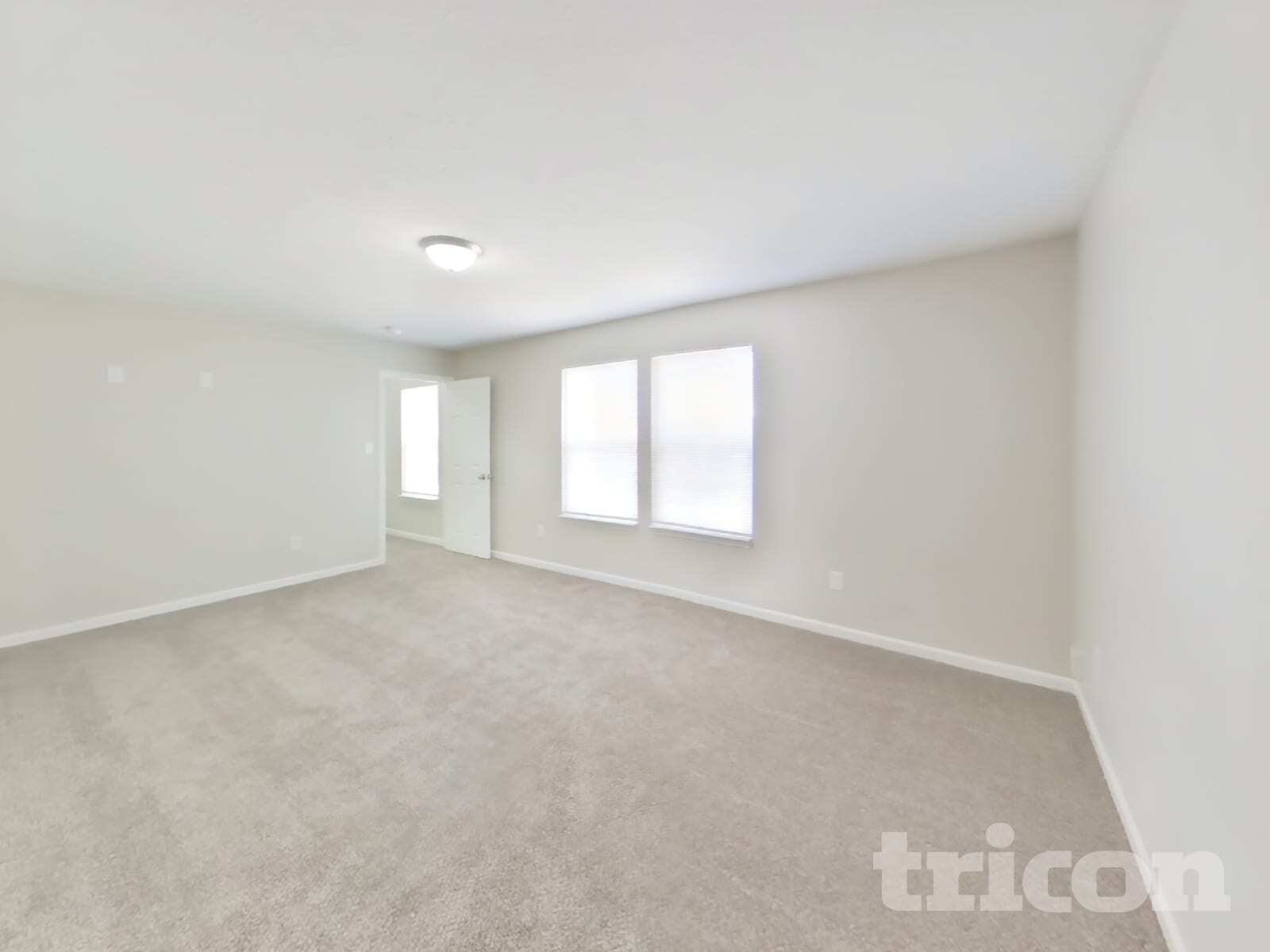 Building Photo - 2887 Beethoven Ave