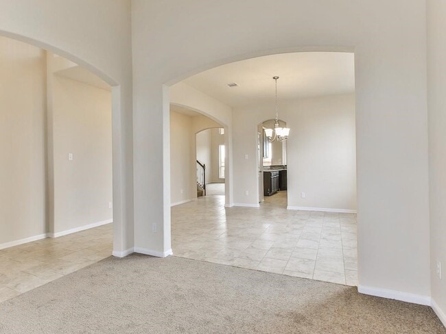 Building Photo - 4615 Russet Leaf Trace