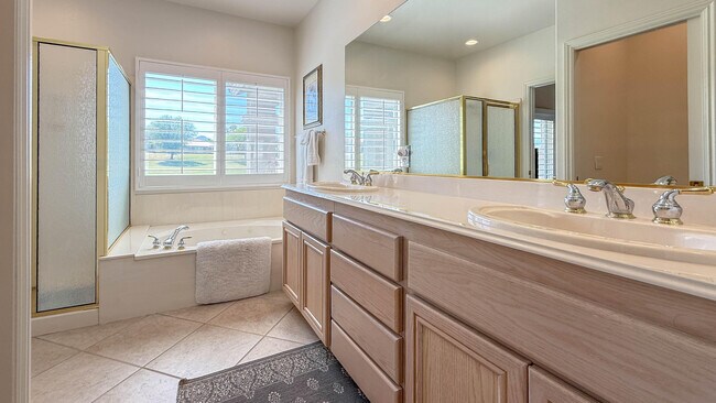 Building Photo - 45703 Spyglass Hill St