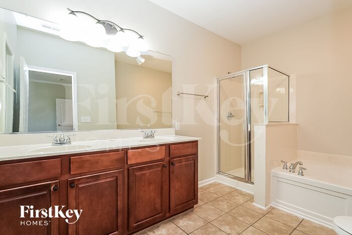 Building Photo - 1301 Crystal Skye Ct