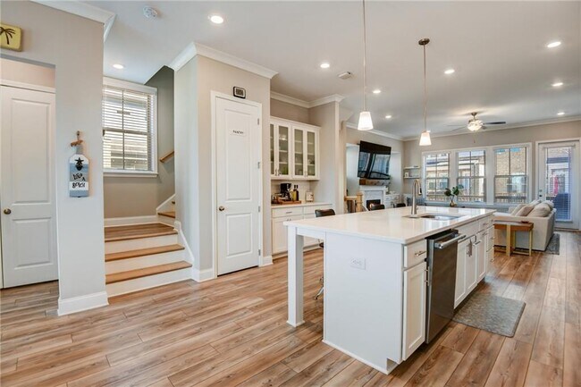Building Photo - 3768 Duke Center Way