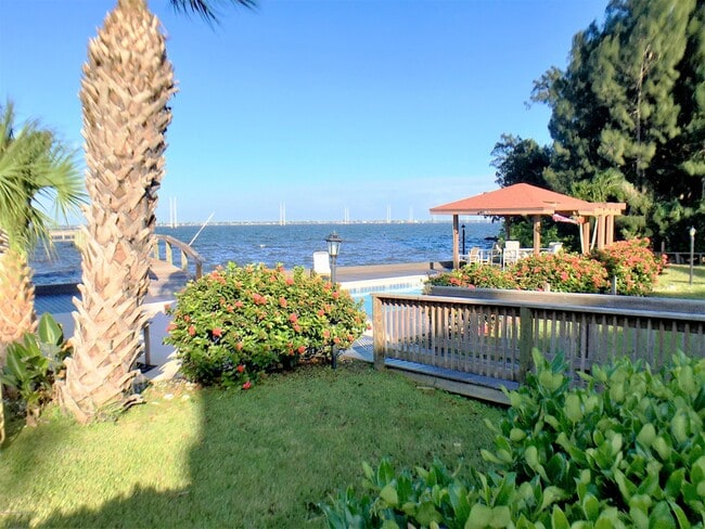 Building Photo - 3015 Kirkland Rd NE