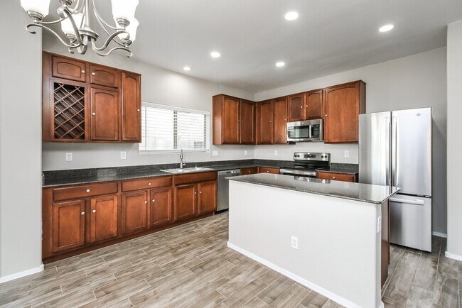 Building Photo - 21142 E Duncan St