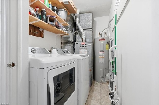 Building Photo - 912 Amherst Ln