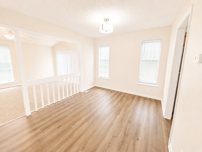 Building Photo - Spacious 3BR Duplex with Two Living Areas
