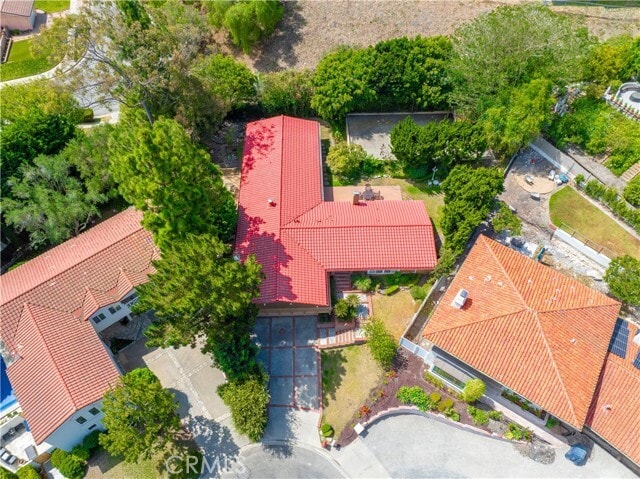 Building Photo - 6002 Vía Sonoma