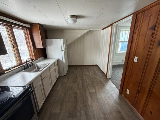 Building Photo - 1723 N 11th St