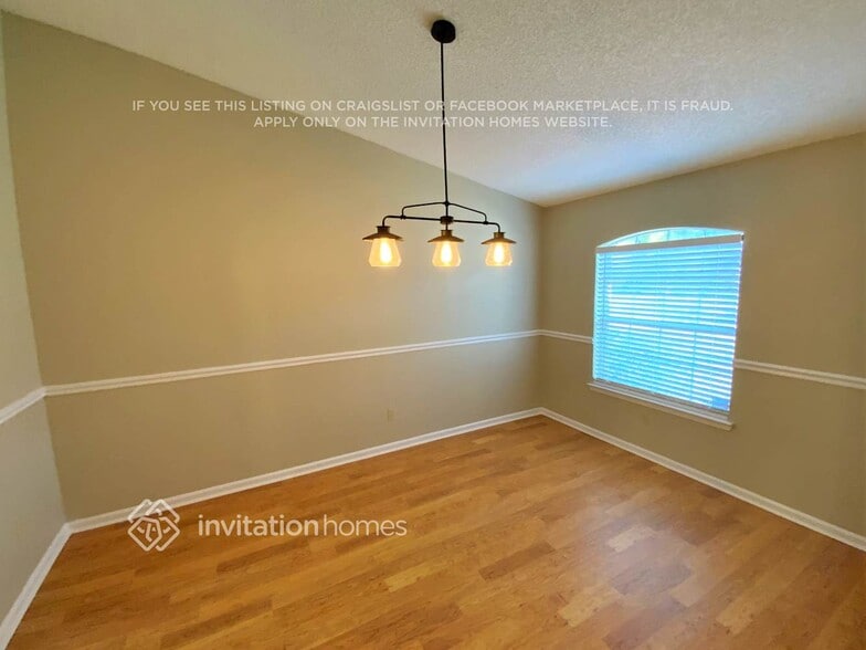 Building Photo - 8610 Wyndhurst Dr