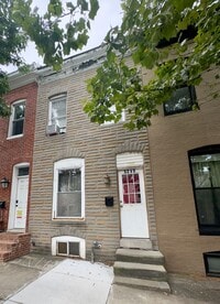 Building Photo - Charming 2 Bedroom/1.5 Bathroom Townhome in Highlandtown, MD!