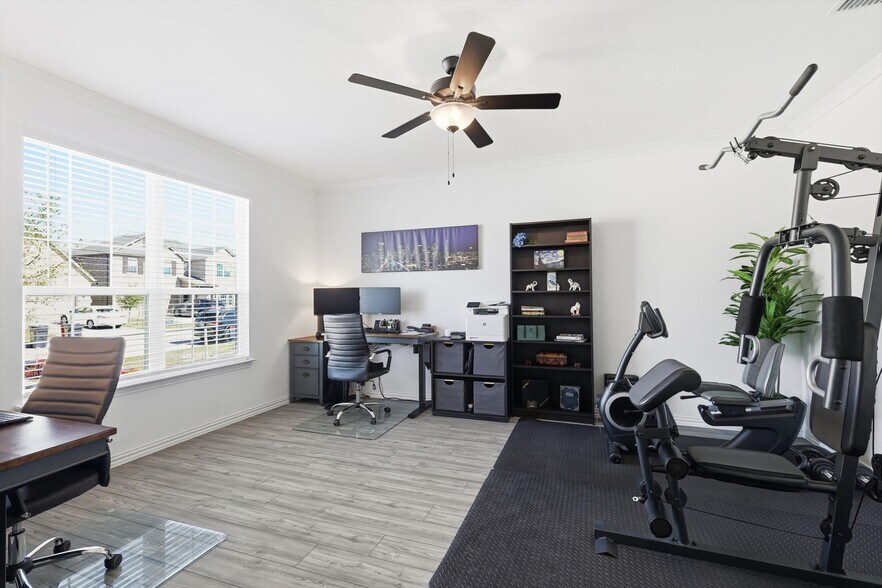 Building Photo - 1008 Elijah Dr