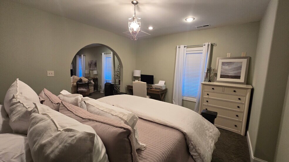 Building Photo - 109 Harborview Dr