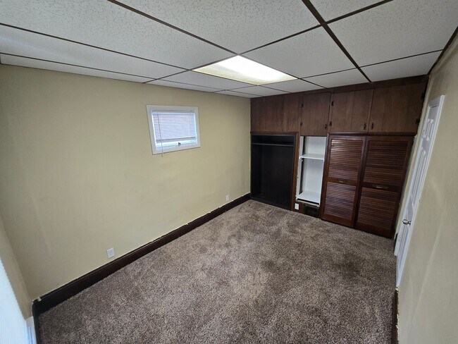 Building Photo - 540 E Park