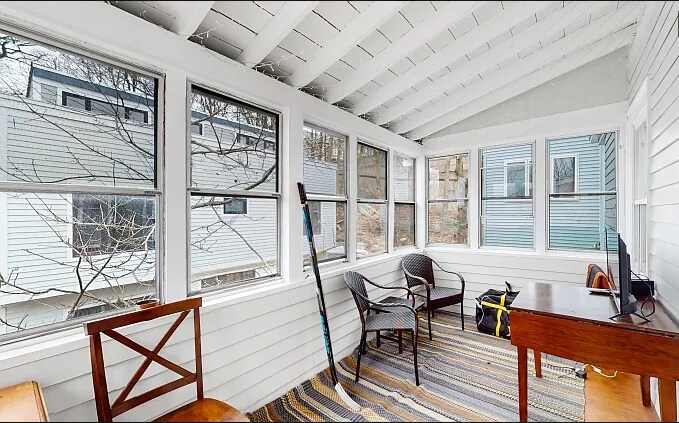 Building Photo - 243 Summer St