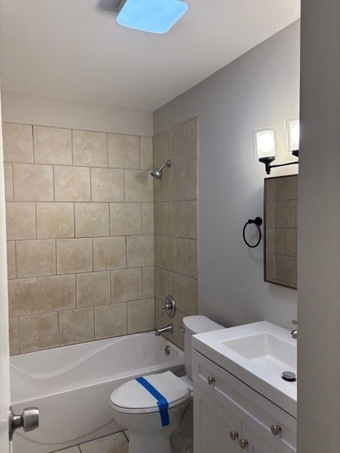 Building Photo - 201 E Rose St