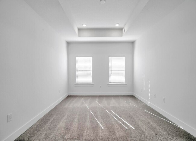 Building Photo - 217 Lyla Ln