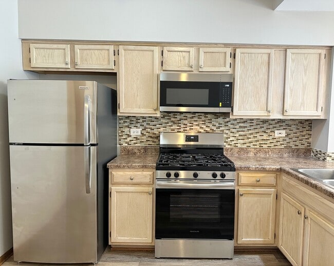 Building Photo - 125 Capella Ct