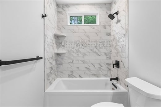 Building Photo - 22 James St