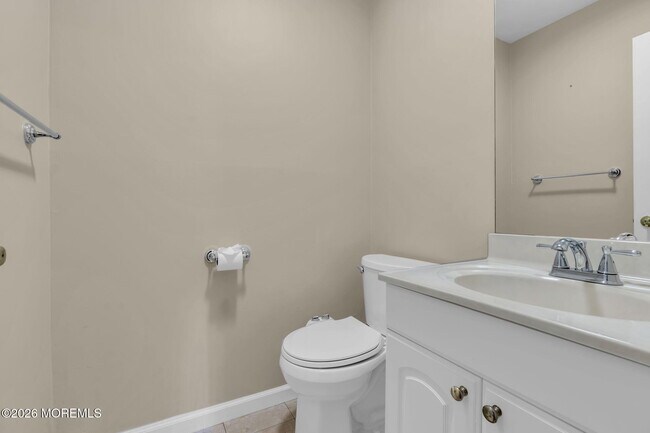 Building Photo - 148 Ambassador Dr