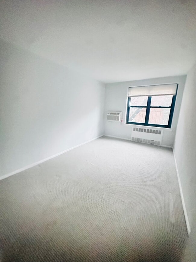 Building Photo - 210 Atlantic Ave