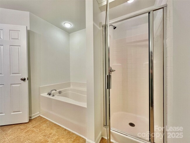 Building Photo - 13310 Erwin Rd