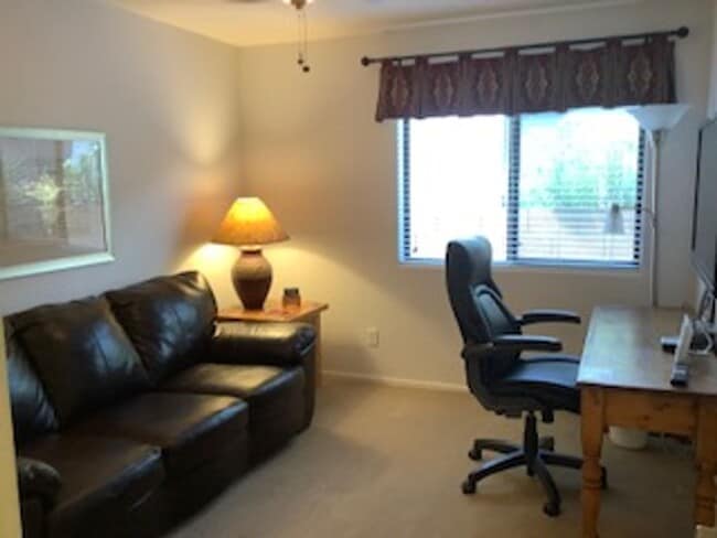 Building Photo - Sabino Canyon Furnished Vacation Home