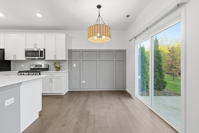 Building Photo - 2666 Martini St