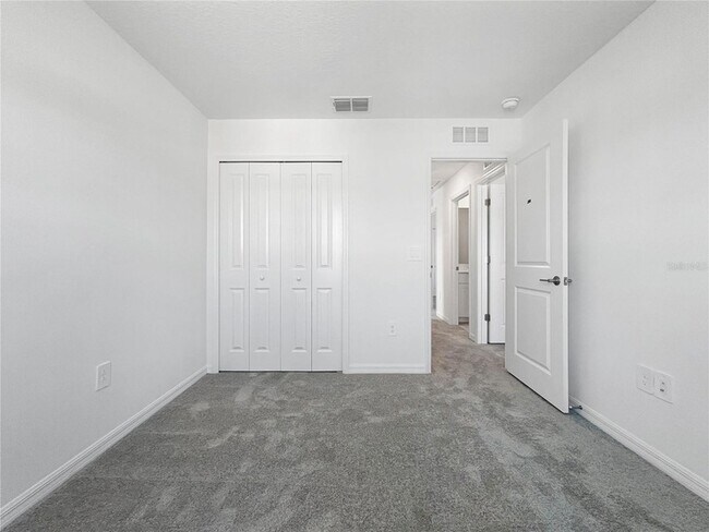 Building Photo - 17600 Shirewood Wy