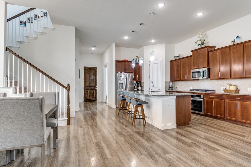 Building Photo - 1521 Buckeye Trl