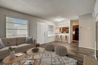 Building Photo - Briar Cove Apartments
