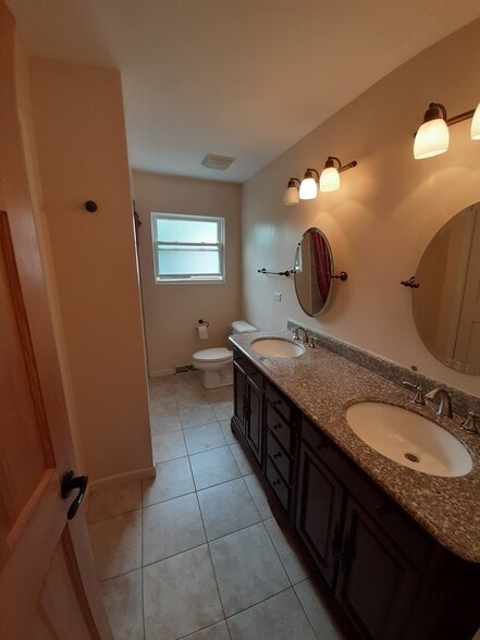 Bathroom 1 - 240 Glenview Rd