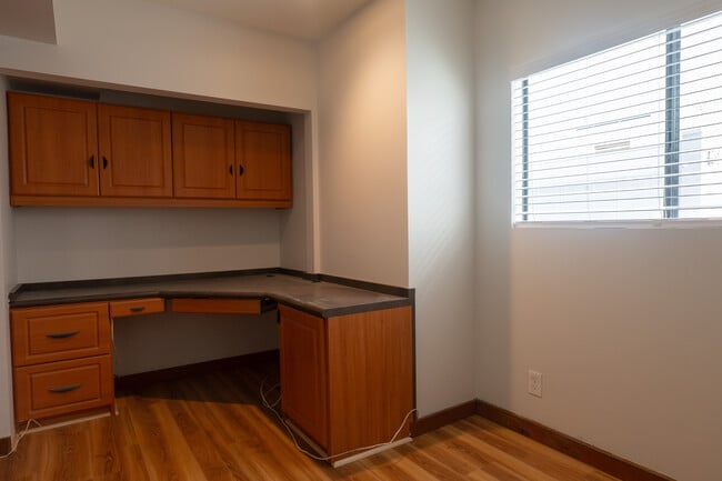 Bedroom or Office - 1834 Rhodes St