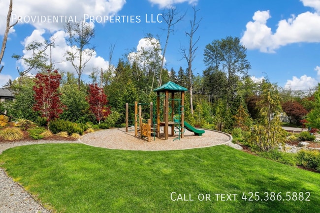 Building Photo - 12915 20th Dr W